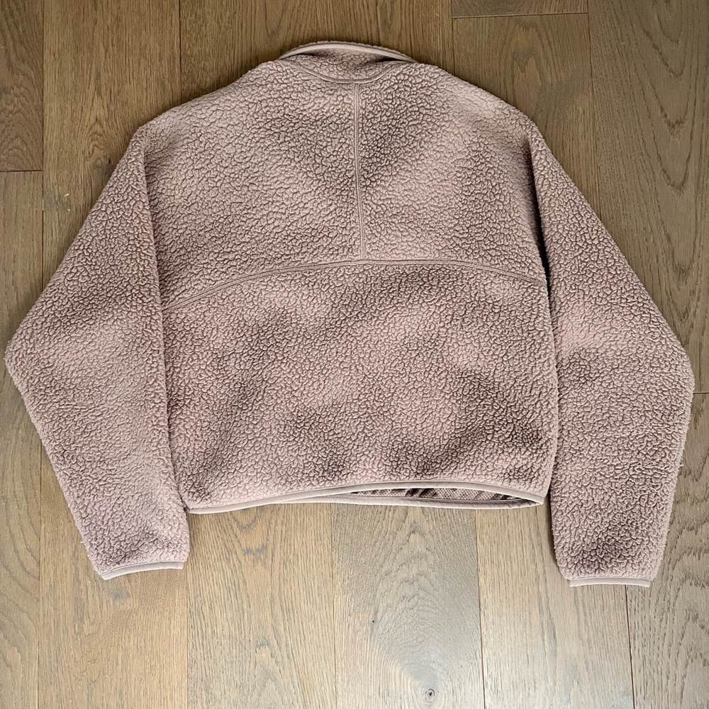 TNA Fleece - Picture 2 of 4